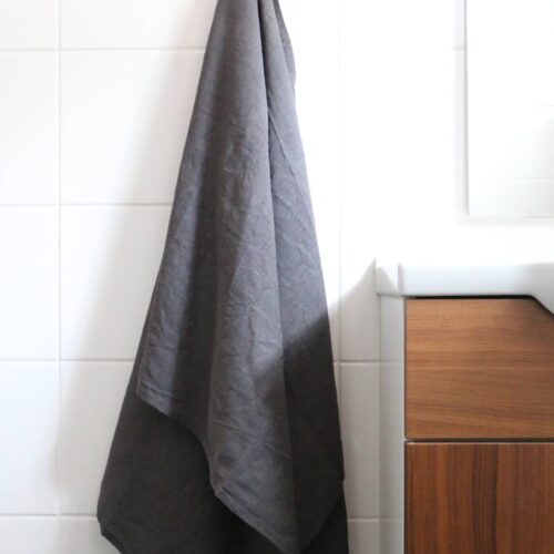 Iätön-kylpypyyhe harmaa, Teija Helin Design